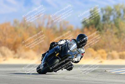 media/Jan-08-2022-SoCal Trackdays (Sat) [[1ec2777125]]/Turn 7 (1035am)/